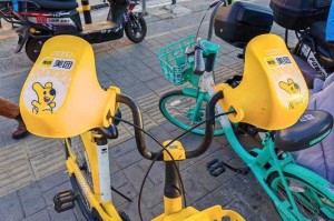 以下是对小黄车B公司2025年共享出行业务的核心信息分析，按战略维度进行结构化呈现：
