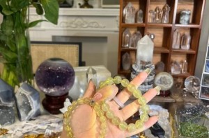 黄金平替崛起背景，黄金平替崛起背景，经济下行周期中的价值重构与消费升级