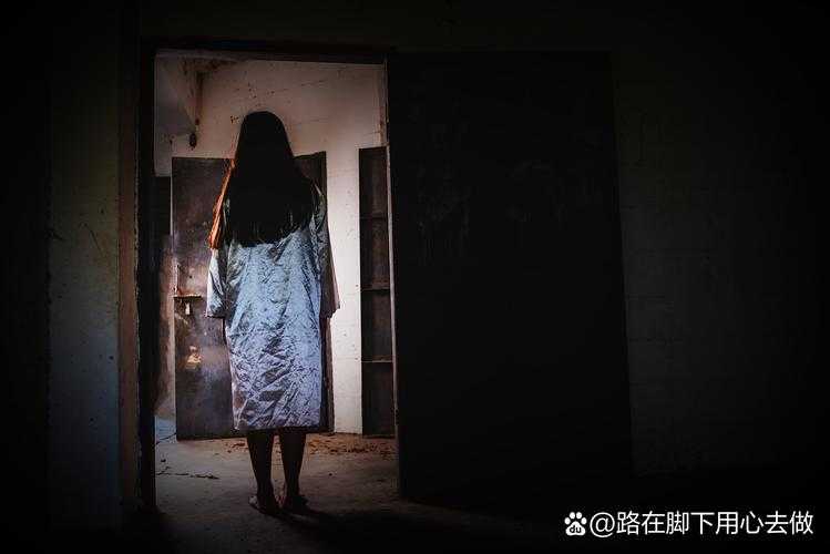 惊魂地下室女子装修惊现百年人骨群 警方深夜封现场