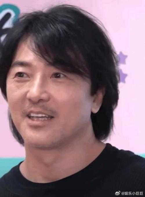 58岁郑伊健近况引热议，体型变化与舞蹈状态成焦点